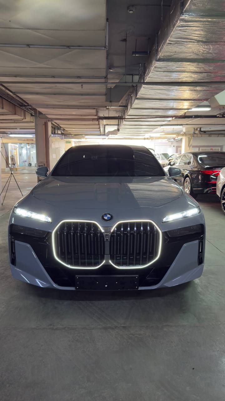 BMW 740D