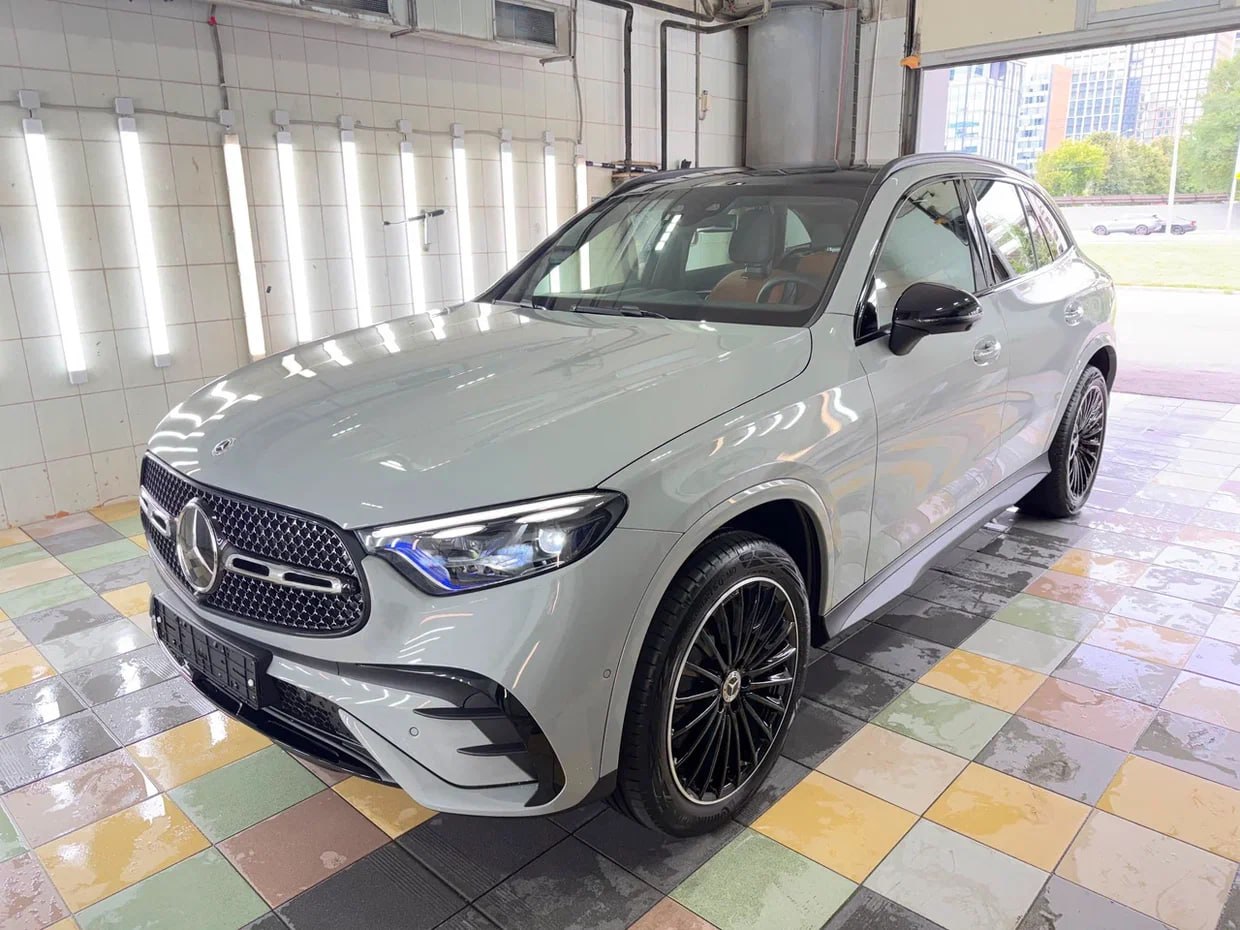 Mercedes-Benz GLC 300 SUV