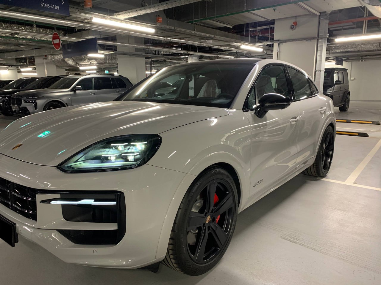 Porsche Cayenne coupe GTS